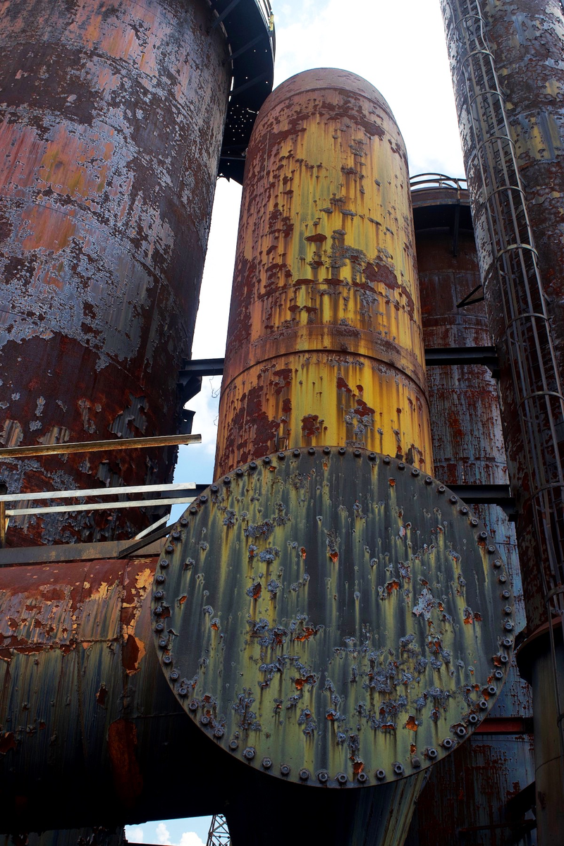 Illustration for article titled Steel Stacks